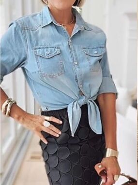 NWT Omoone Crop Modern Denim Top Tie Knot Shirt Chambray Cardigan, small